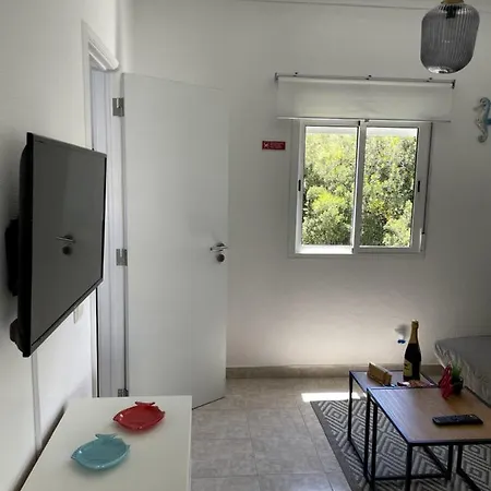 Lovely Apartment, 5 Min & Near Lisbon Centre Apartment Charneca (Setubal)