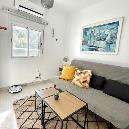 Apartment Lovely Apartment, 5 Min & Near Lisbon Centre Charneca (Setubal)